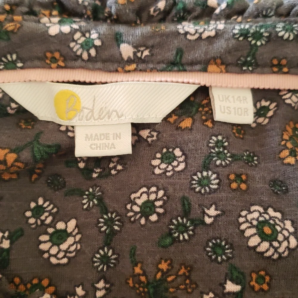 Boden Floral Ruffle Front Long Sleeve Blouse Size 10